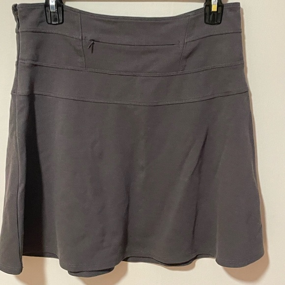 Athleta Women's Gray Skirt Size 4 - Picture 2 of 7